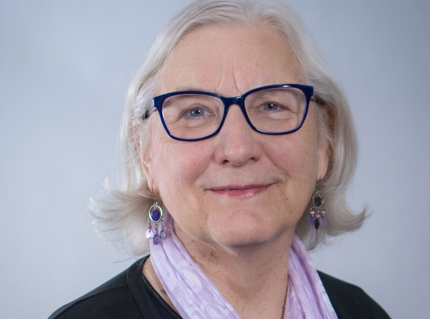 Joan Gilbreth headshot